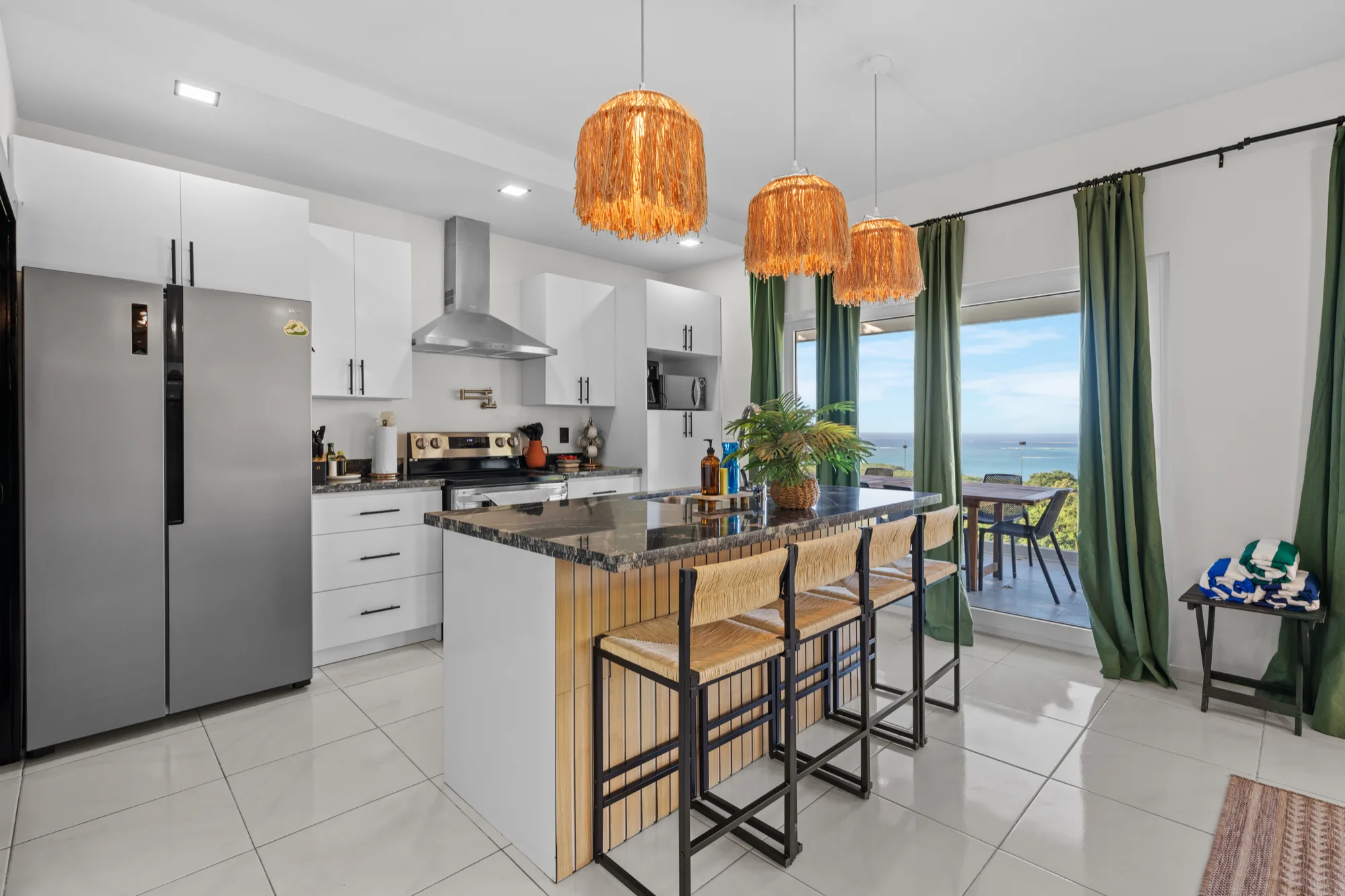 Endless Island Horizons — interior photo 11 of 34